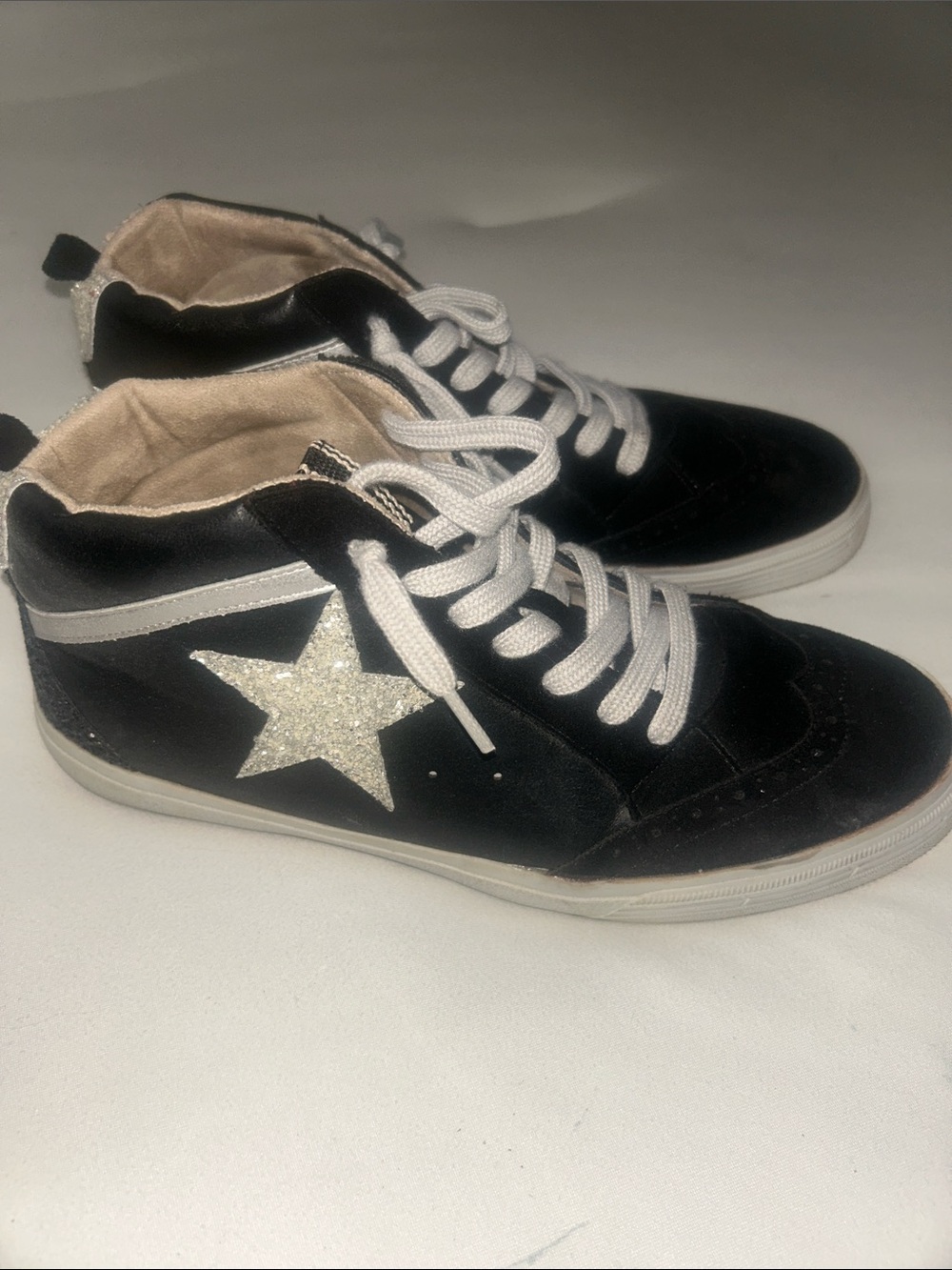 ShuShop Black High-Top Rita Sneakers with Silver Glitter Star